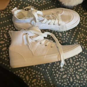 Women’s white high top sneakers size 7